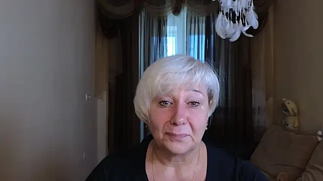 Snapshot of Milana_Milky chatting on October 2, 2025, 5:14 am Milana Milky online show from October 2, 2025, 5:14 am