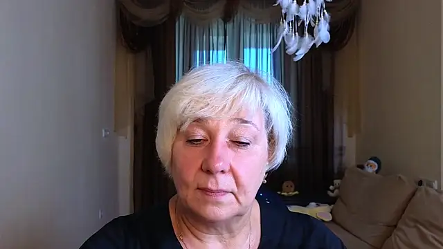 Snapshot of Milana_Milky chatting on October 3, 2025, 5:15 am Milana Milky online show from October 3, 2025, 5:15 am
