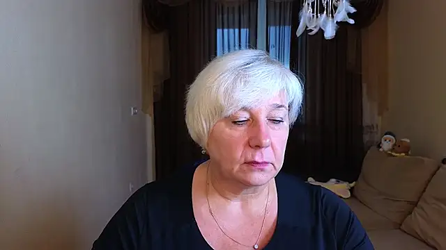 Snapshot of Milana_Milky chatting on October 10, 2025, 5:06 am Milana Milky online show from October 10, 2025, 5:06 am