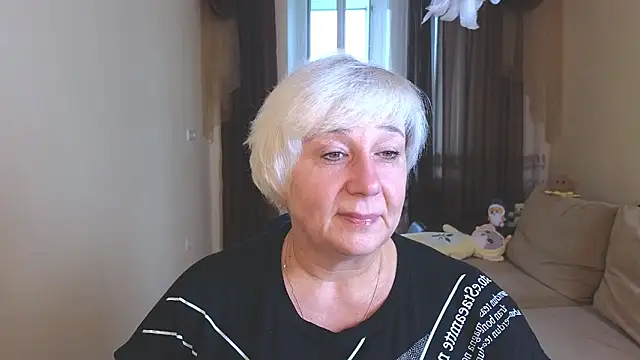 Snapshot of Milana_Milky chatting on October 16, 2025, 5:19 am Milana Milky online show from October 16, 2025, 5:19 am
