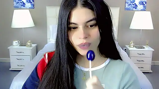 Snapshot of maddissonivanova chatting on September 19, 2025, 10:10 pm maddissonivanova online show from September 19, 2025, 10:10 pm