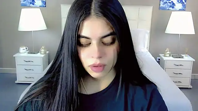 Snapshot of maddissonivanova chatting on October 5, 2025, 7:34 pm maddissonivanova online show from October 5, 2025, 7:34 pm