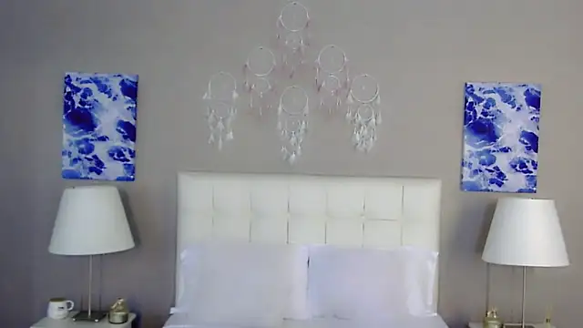 Snapshot of maddissonivanova chatting on October 6, 2025, 7:11 pm maddissonivanova online show from October 6, 2025, 7:11 pm