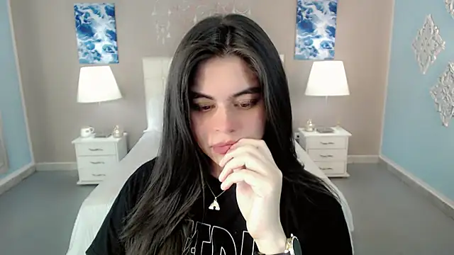 Snapshot of maddissonivanova chatting on October 9, 2025, 7:12 pm maddissonivanova online show from October 9, 2025, 7:12 pm