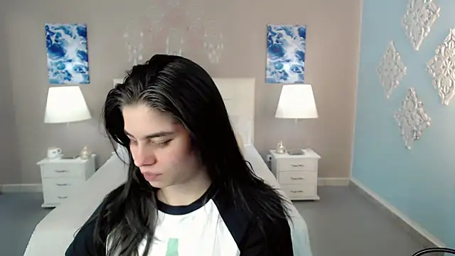 Snapshot of maddissonivanova chatting on October 10, 2025, 7:13 pm maddissonivanova online show from October 10, 2025, 7:13 pm