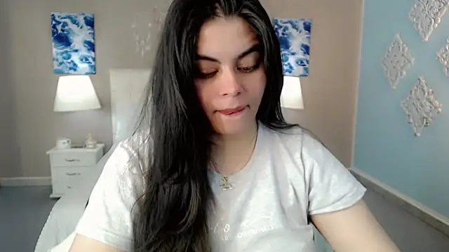 Snapshot of maddissonivanova chatting on November 9, 2025, 1:48 am maddissonivanova online show from November 9, 2025, 1:48 am