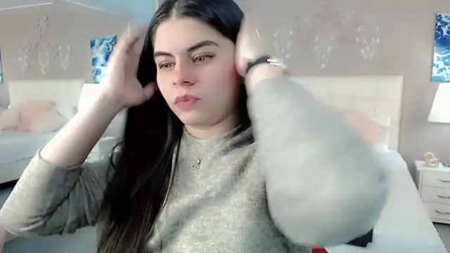 Snapshot of maddissonivanova chatting on November 13, 2025, 2:43 am maddissonivanova online show from November 13, 2025, 2:43 am