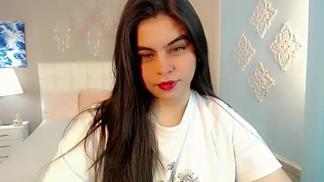 Snapshot of maddissonivanova chatting on November 26, 2025, 10:11 pm maddissonivanova online show from November 26, 2025, 10:11 pm