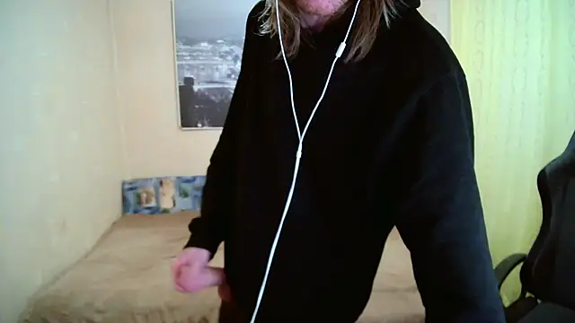 Snapshot of AdamDickens chatting on December 18, 2025, 7:53 pm AdamDickens online show from December 18, 2025, 7:53 pm