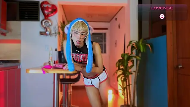 taichi bluy online show from December 19, 2025, 6:20 am