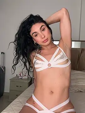 MonicaSalvatore online show from January 10, 2026, 12:01 am