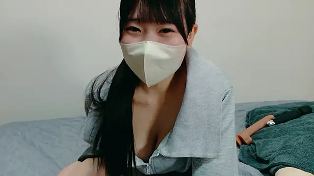 Hina-ooo online show from March 21, 2026, 2:09 pm