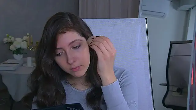 Mary Miiller online show from November 8, 2025, 6:13 am