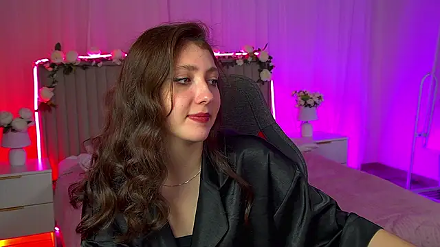 Mary Miiller online show from November 29, 2025, 12:52 pm