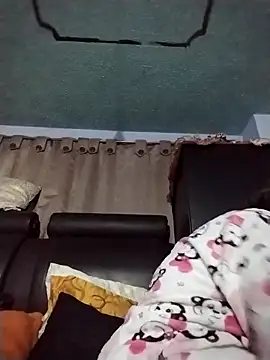 Snapshot of OliviaMorris1 chatting on February 12, 2026, 9:48 am OliviaMorris1 online show from February 12, 2026, 9:48 am