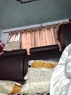 Snapshot of OliviaMorris1 chatting on February 18, 2026, 11:50 am OliviaMorris1 online show from February 18, 2026, 11:50 am