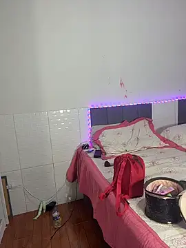 sophiemonroevip online show from March 30, 2026, 12:06 pm