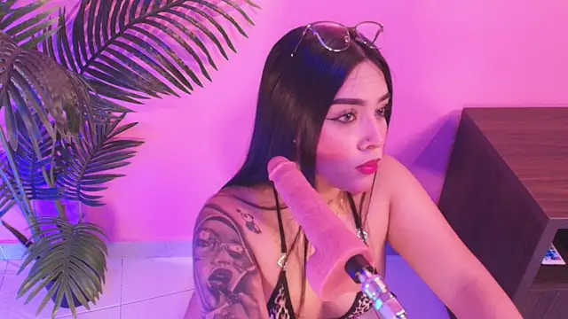 Lana ortega online show from June 3, 2026, 4:37 am