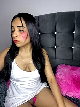 Rosa 25x online show from September 24, 2025, 1:14 pm