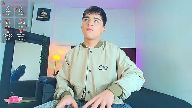 Lucass love online show from December 18, 2025, 1:06 pm