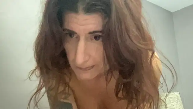 Cherry Lush online show from November 26, 2025, 8:32 pm