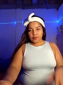 angelHeath13 online show from October 19, 2025, 6:25 am