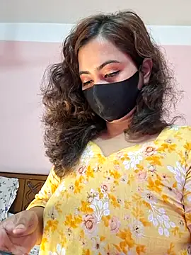 Snapshot of Bristy- chatting on February 2, 2026, 5:22 pm Bristy- online show from February 2, 2026, 5:22 pm