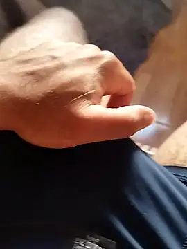 Snapshot of O_Mascarado_NK chatting on April 7, 2026, 8:20 pm O Mascarado NK online show from April 7, 2026, 8:20 pm