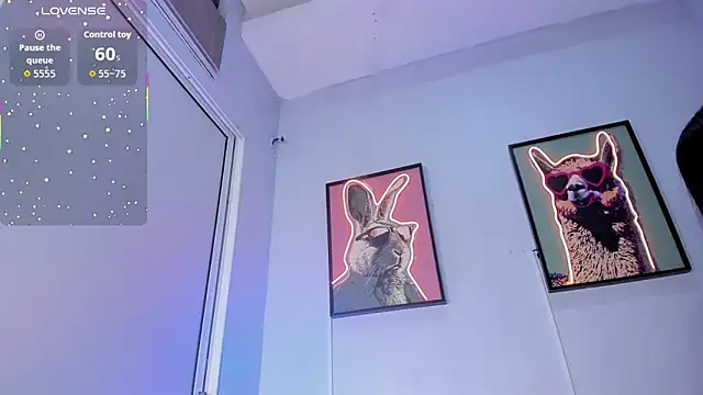 dulce fiore07 online show from February 8, 2026, 12:30 pm