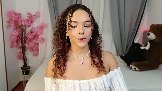 Snapshot of Taylor_Tina chatting on September 29, 2025, 10:47 pm Taylor Tina online show from September 29, 2025, 10:47 pm