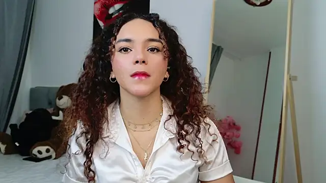 Snapshot of Taylor_Tina chatting on October 18, 2025, 7:42 am Taylor Tina online show from October 18, 2025, 7:42 am