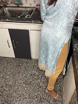 SEXY-SIMI-BHABI online show from February 18, 2026, 7:48 am