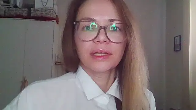 Snapshot of SEA_Dream chatting on March 9, 2026, 4:49 am SEA Dream online show from March 9, 2026, 4:49 am