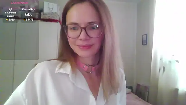 Snapshot of SEA_Dream chatting on March 13, 2026, 9:05 am SEA Dream online show from March 13, 2026, 9:05 am