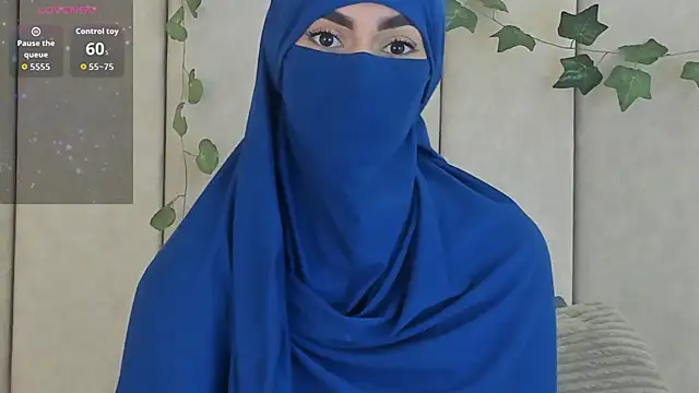  Zahiira  online show from October 7, 2025, 12:13 pm