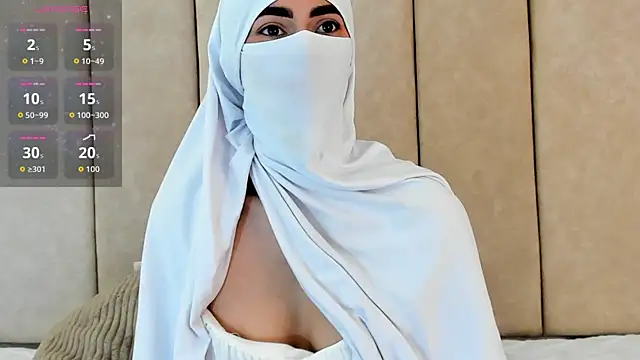  Zahiira  online show from November 4, 2025, 12:04 pm