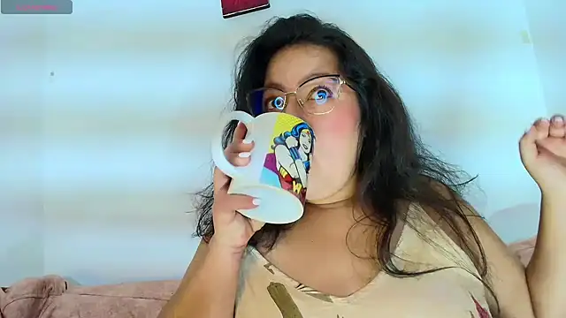 kute jess online show from April 7, 2026, 10:15 am