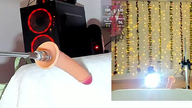 Kitty  Rose   online show from November 24, 2025, 10:04 am