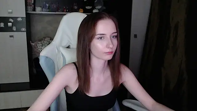 Cutti Crystal online show from October 29, 2025, 6:09 pm