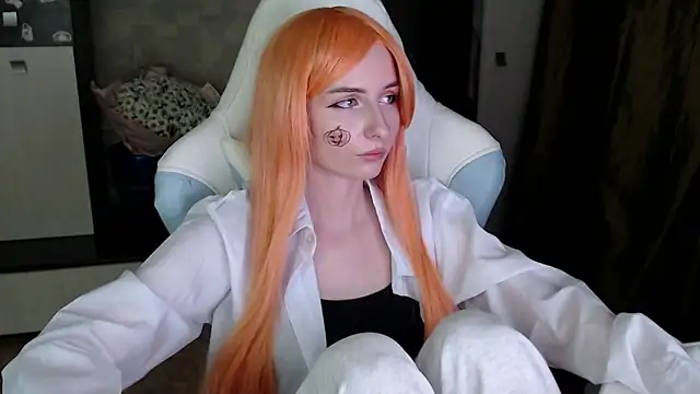 Cutti Crystal online show from October 30, 2025, 3:13 pm