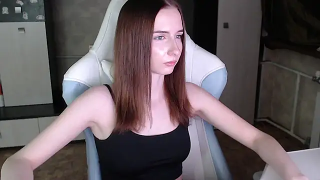 Cutti Crystal online show from November 5, 2025, 11:43 am