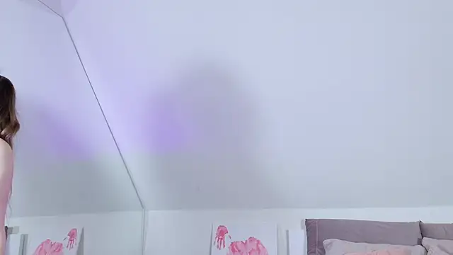 SabrinaSutton online show from April 6, 2026, 3:04 am