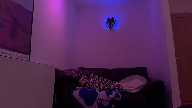 me a gd grl online show from November 24, 2025, 5:45 pm