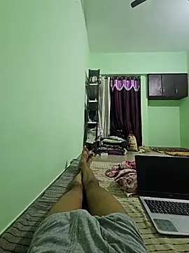 Snapshot of SubGeet chatting on September 9, 2025, 6:40 pm SubGeet online show from September 9, 2025, 6:40 pm