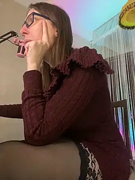 CrazyPinky online show from December 10, 2024, 2:39 pm