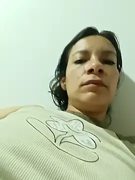 Snapshot of kim_lebanon chatting on February 11, 2026, 9:58 am kim lebanon online show from February 11, 2026, 9:58 am