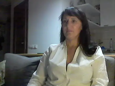 Snapshot of Elena48324 chatting on September 30, 2025, 5:18 pm Elena48324 online show from September 30, 2025, 5:18 pm