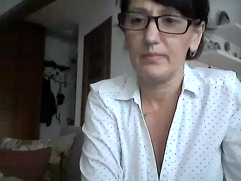 Elena48324 online show from December 5, 2025, 12:25 pm