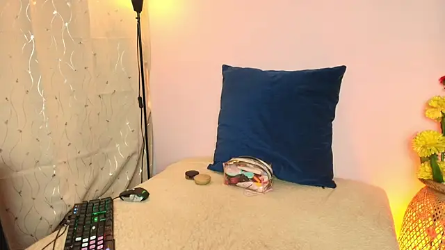 Dafne Mel online show from February 11, 2026, 12:32 pm