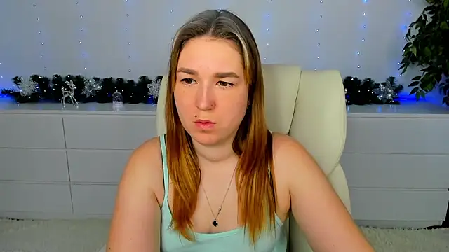 Snapshot of Sofii_darling chatting on January 6, 2026, 5:38 pm Sofii darling online show from January 6, 2026, 5:38 pm